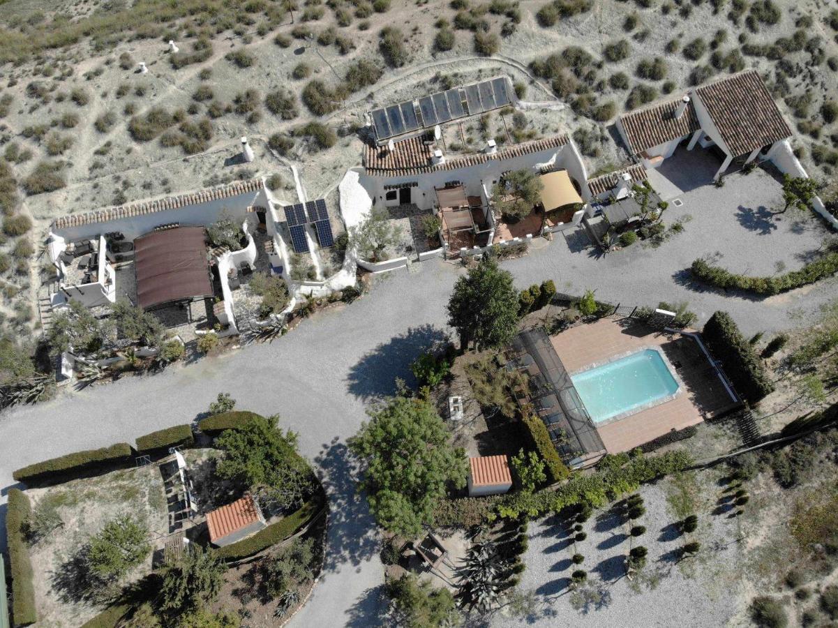 Cuevas Andalucia Guest House Baza Luaran gambar