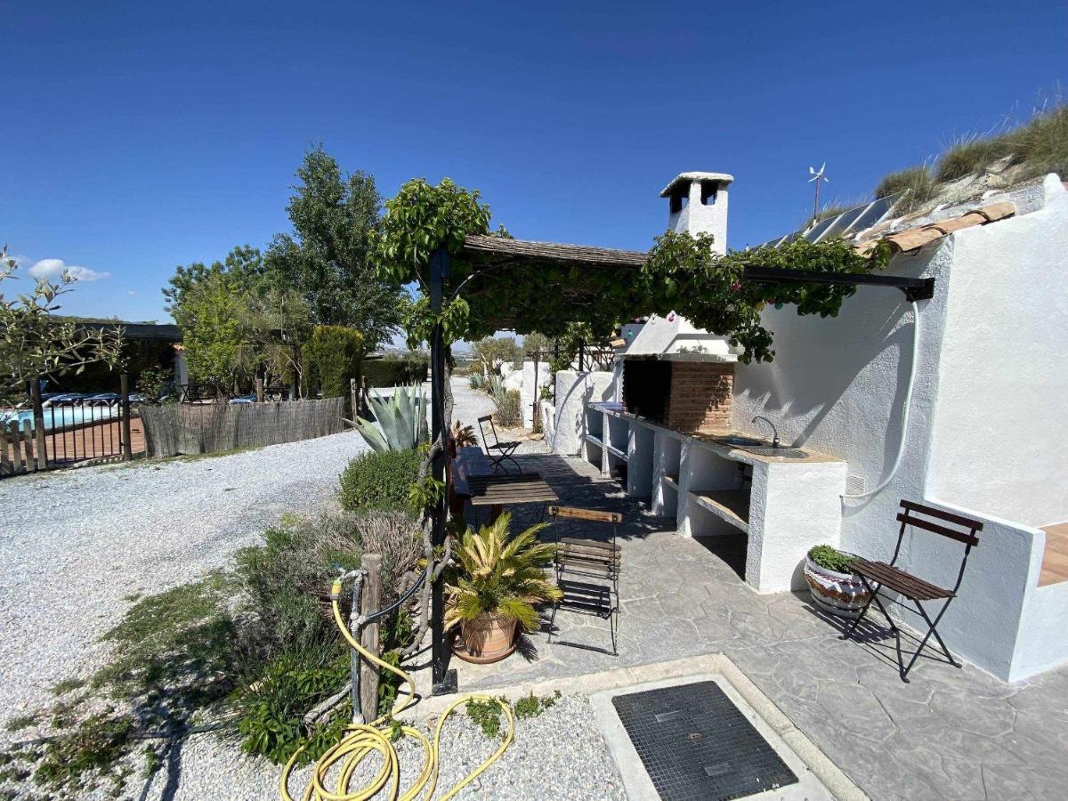 Cuevas Andalucia Guest House Baza Luaran gambar