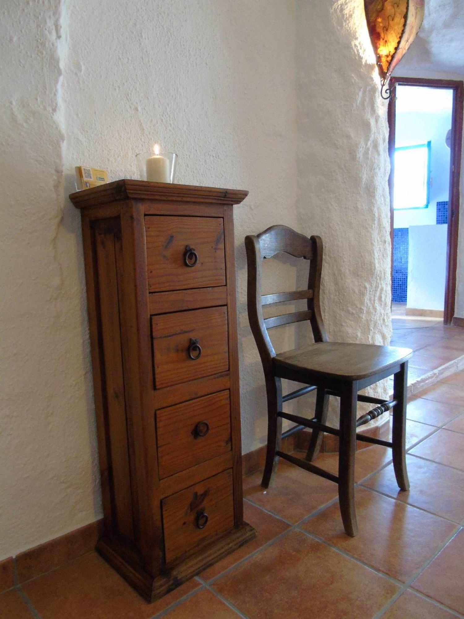 Cuevas Andalucia Guest House Baza Luaran gambar